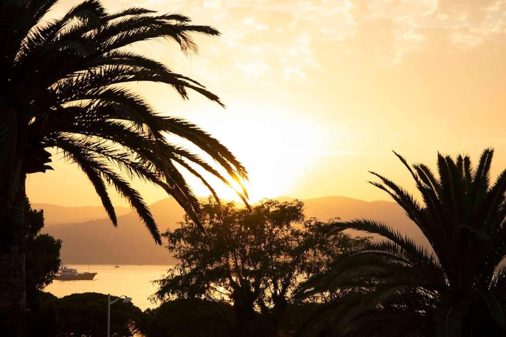 Serenite Marines ‣Incredible Sea View Saint Tropez Bagian luar foto